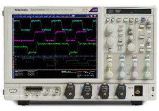 Used Serial Analyzer Tektronix DSA71254C